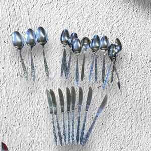 Floral stainless made in Korea spoon and knife set